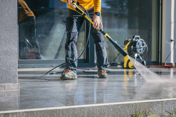 Best Pressure Washing Driveway  in Commercial Point, OH