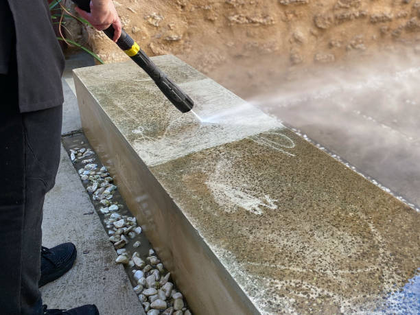 Best Deck Pressure Washing  in Commercial Point, OH